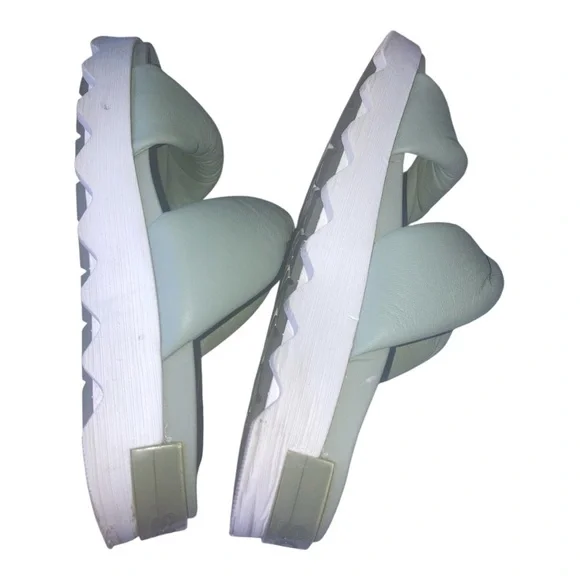 Sorel Women's Sandals in Light Green and White size 7 - Picture 5 of 9